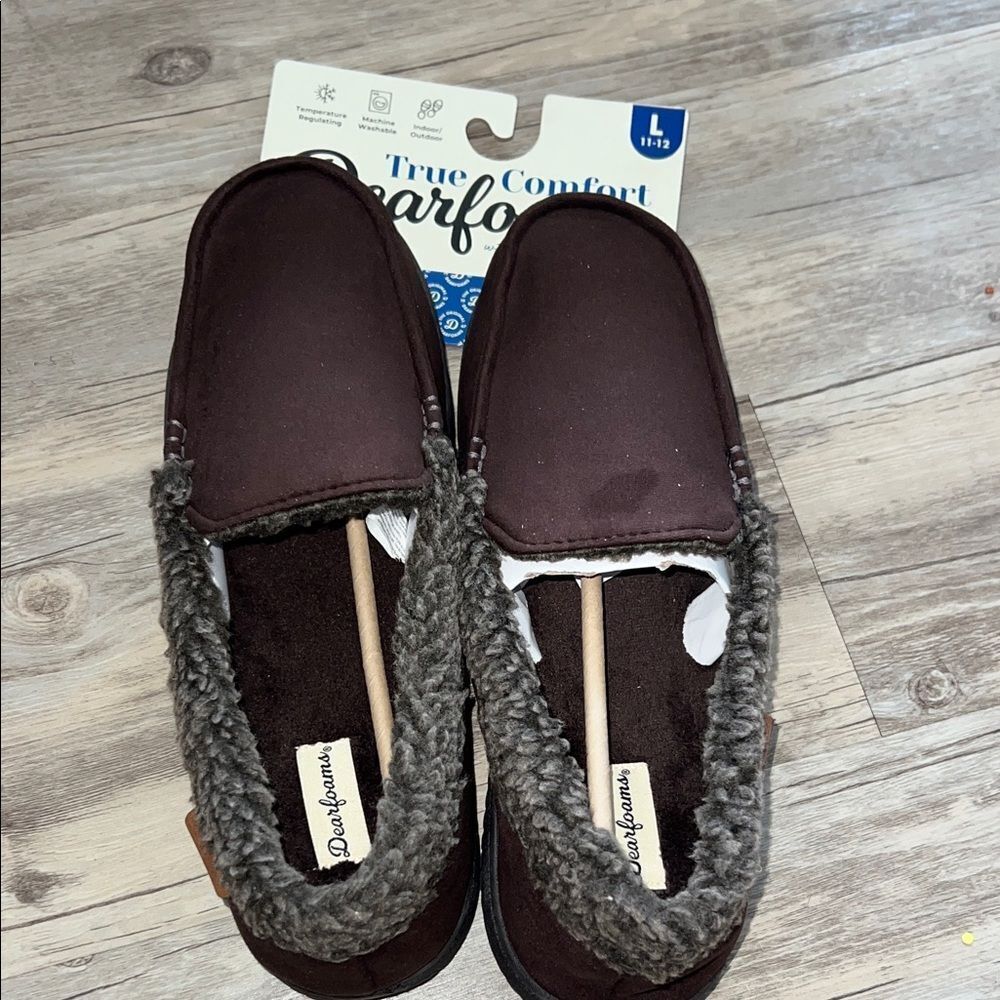 Dearfoams Chocolate Brown Slippers with Cozy Trim